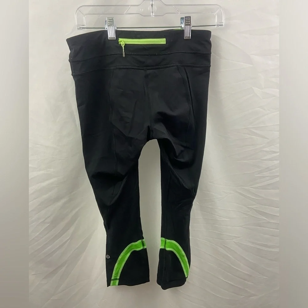 Lululemon Cropped Leggings Size 6 Black Green Yoga Gym Tights - Picture 5 of 8